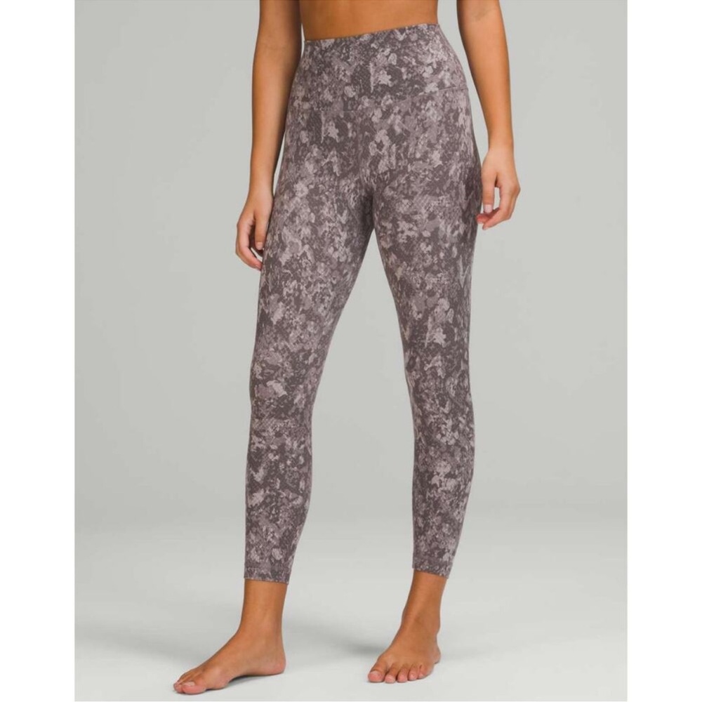 lululemon Wunder Train High-Rise Tight 25" Hideaway Camo Luna SZ 4